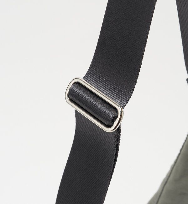  「ナイロンバナナボディバッグ」|ショルダー・メッセンジャー|