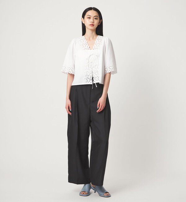 EMMEL REFINES「＜EMMEL REFINES＞EM カットワーク刺しゅう ショートスリーブ ブラウス」|シャツ・ブラウス|