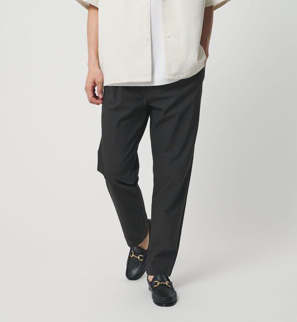 BEAUTY&YOUTH UNITED ARROWS「スラブ １プリーツ イージー テーパード パンツ NO.5 ストレッチ 撥水 UVカット 」|チノ|BLACK