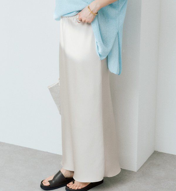  「【ストレスフリーな履き心地】バイアスサテンナロースカート」|スカート|