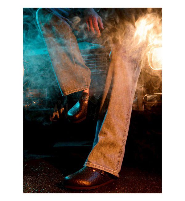 BEAMS「【別注】BIRKENSTOCK / BOSTON &ldquo;BONE PATTERN&rdquo; Smooth BLACK」|サンダル|