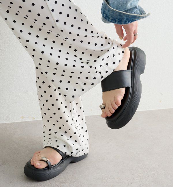  「ボリュームソールモチーフサンダル」|サンダル|