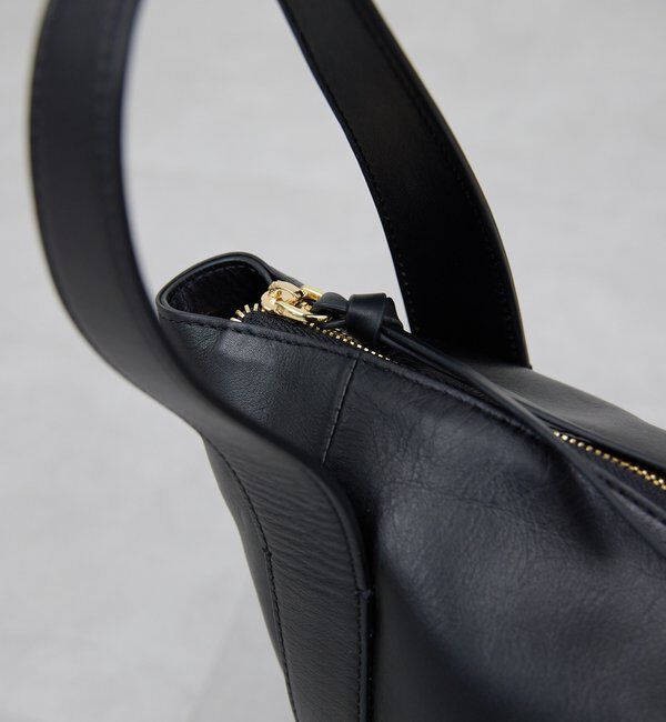  「【RobertaGandolfi】レザーショルダーバッグ」|クラッチバッグ|