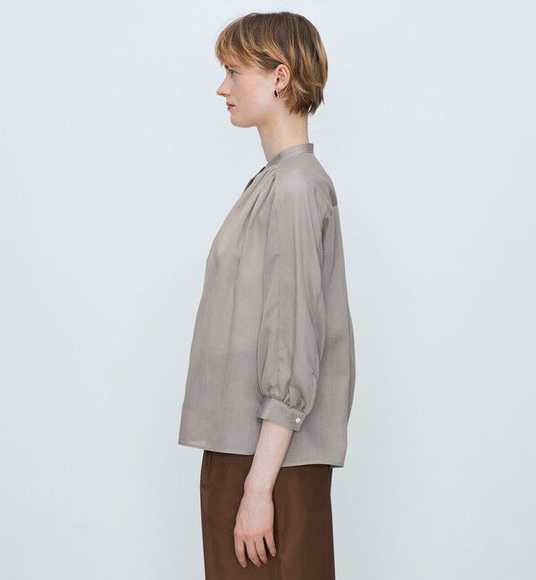 TOMORROWLAND collection「レーヨンキュプラシャンブレー ギャザーブラウス」|シャツ・ブラウス|