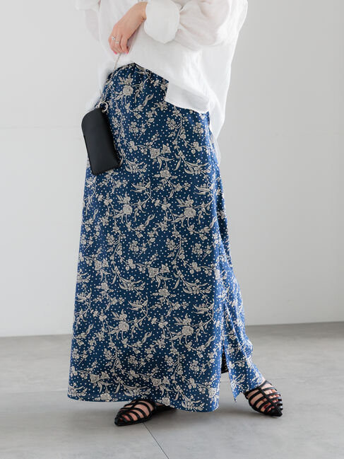 Te chichi「【LIBERTY FABRICS】フレアスカート」|スカート|ネイビー