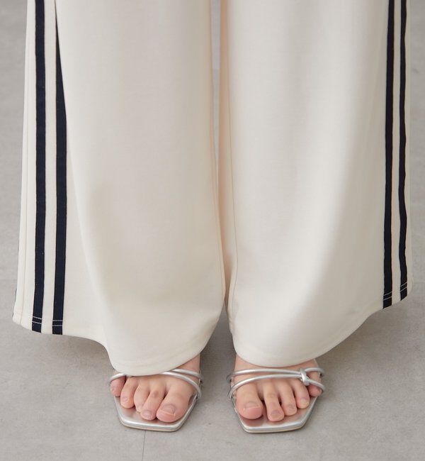  「ロゴ刺繍イージーパンツ」|チノ|