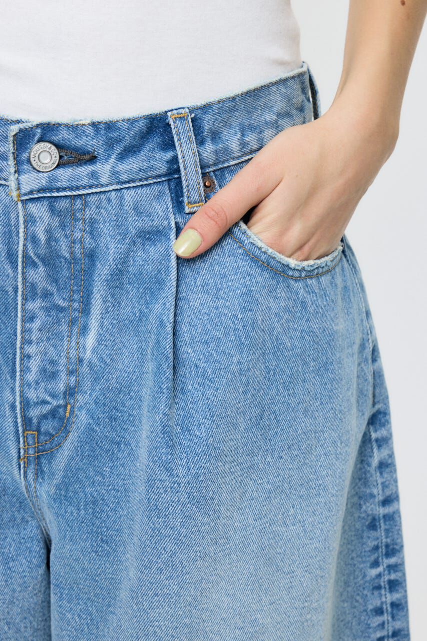 MOUSSY「TUCKED COCOON BERMUDA ショーツ」|デニム|