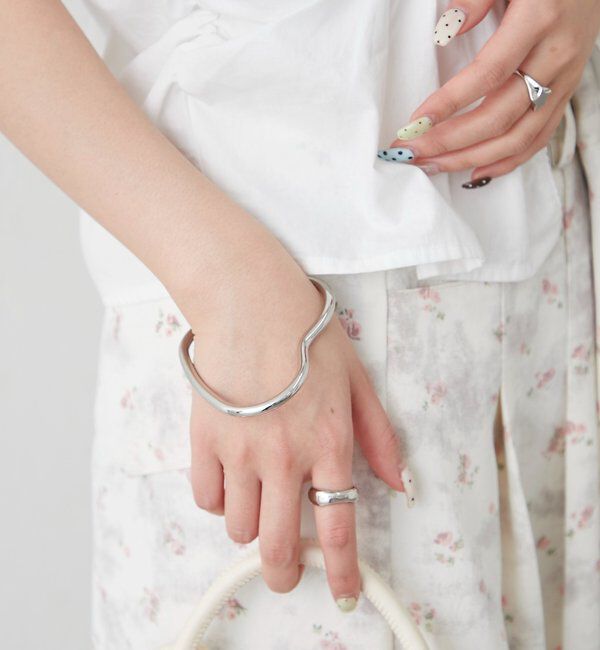  「Lara ハートバングル」|ブローチ・コサージュ|