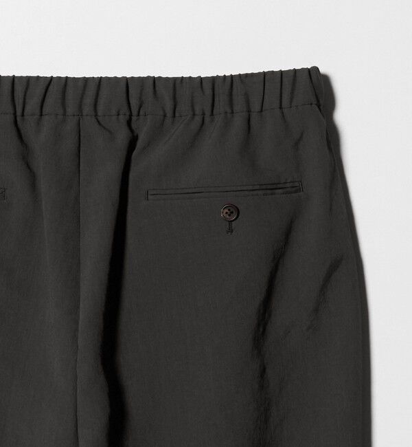 UNITED ARROWS「＜District＞ポリエステルタッサー 1プリーツ ワイド イージーパンツ」|チノ|