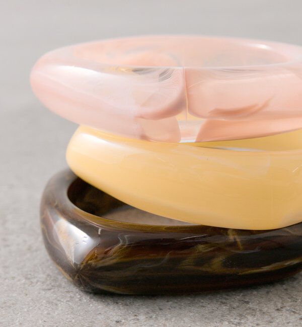  「クリアマーブルスクエアバングル」|ブローチ・コサージュ|