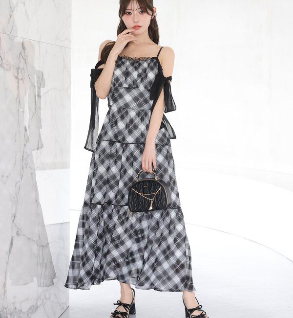  「【SMサイズ展開あり】サイドカットリボンロングキャミワンピース」|ワンピース|