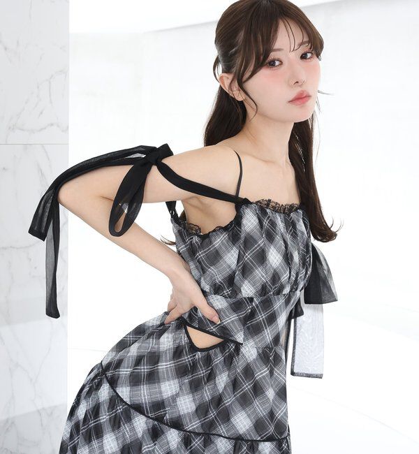  「【SMサイズ展開あり】サイドカットリボンロングキャミワンピース」|ワンピース|