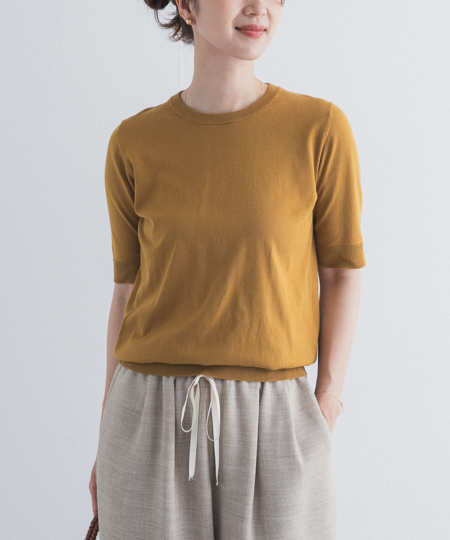 URBAN RESEARCH DOORS「『UR TECH ひやサラクール』コットンハーフスリーブKNIT」|ニット・セーター|マスタード