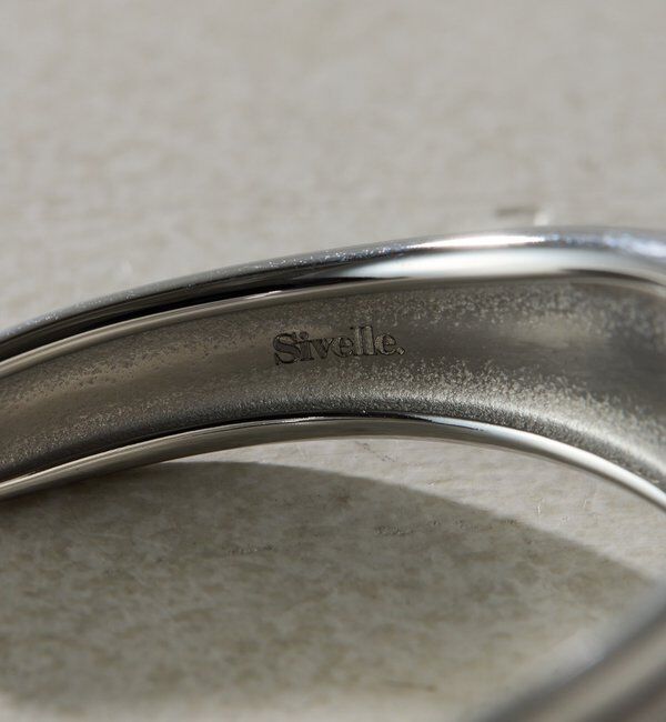  「【Sivelle./シヴェル】ステンレスウェーブティックバングル」|デニム|