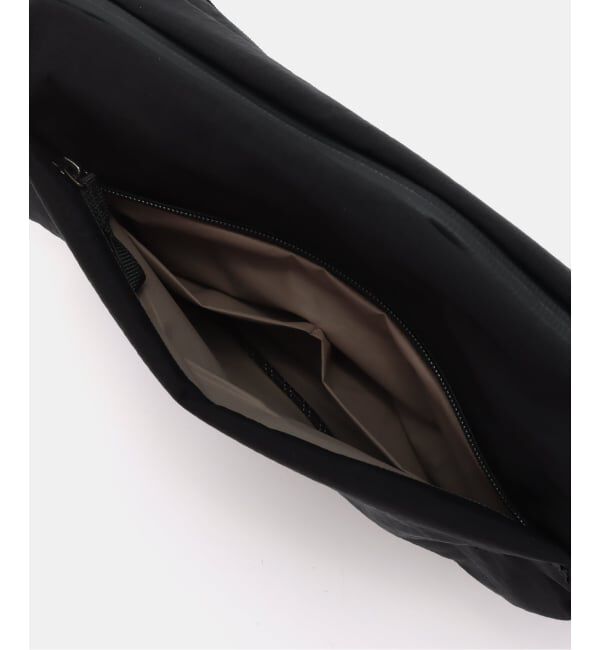 VERMEIL par iena「《追加》Bellroy ベルロイ Lite Sling BLLA-BLK-234」|ショルダー・メッセンジャー|