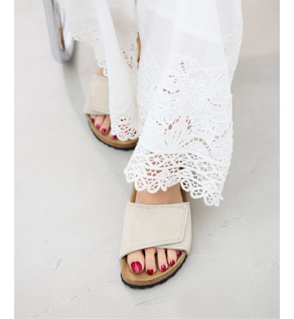 IENA「《予約/販路限定》BIRKENSTOCK/ビルケンシュトック SYLT 2.0 サンダル 1031954/970」|サンダル|ナチュラル