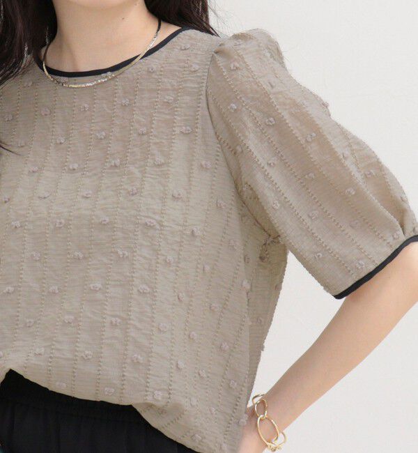 fredy emue「【大人気ブラウスの半袖バージョンが登場！】バック釦配色パイピング半袖ブラウス」|シャツ・ブラウス|