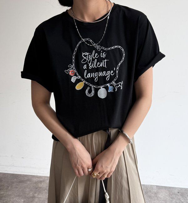  「【WEB限定】刺繍&times;プリントチャームイラストTEE」|Tシャツ・カットソー|
