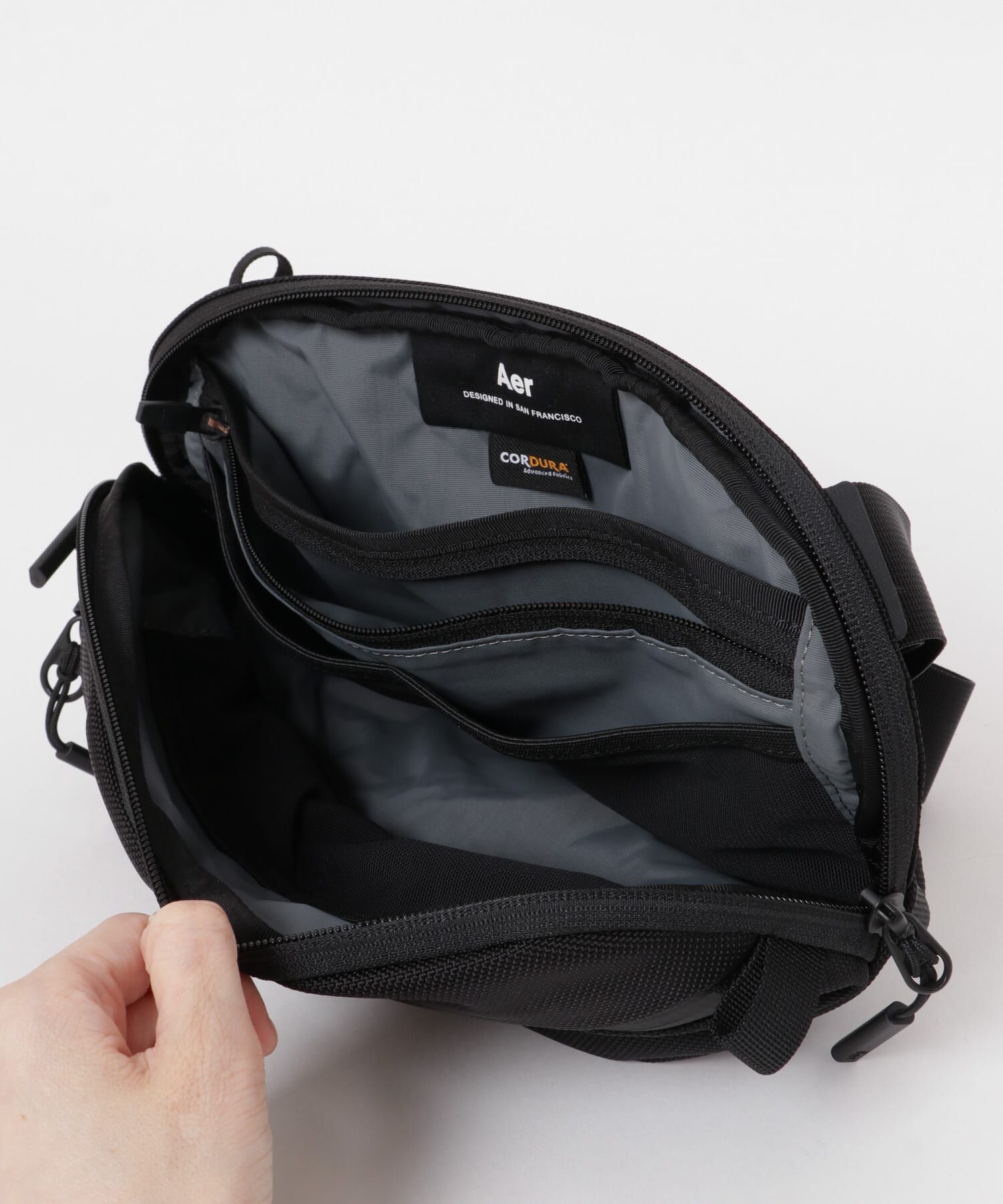 URBAN RESEARCH「Aer　Day Sling3」|ポーチ|
