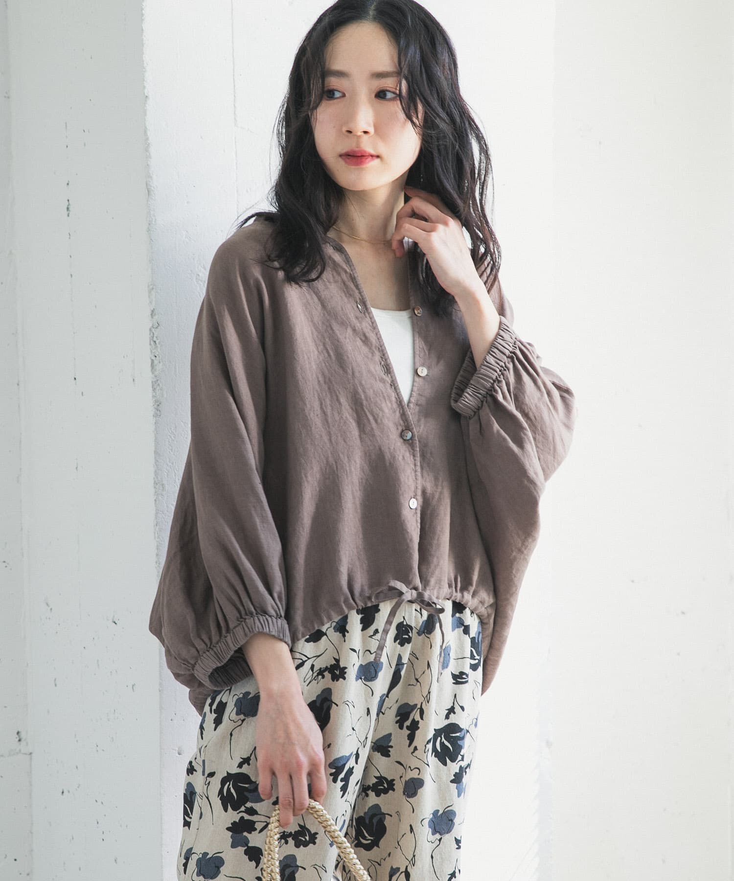 URBAN RESEARCH DOORS「リネンドロストドルマンブラウス」|シャツ・ブラウス|モカ
