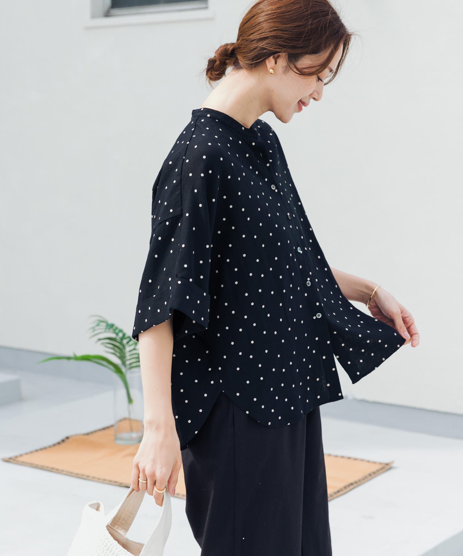 URBAN RESEARCH DOORS「リネンリヨセルドットドルマンシャツ」|シャツ・ブラウス|