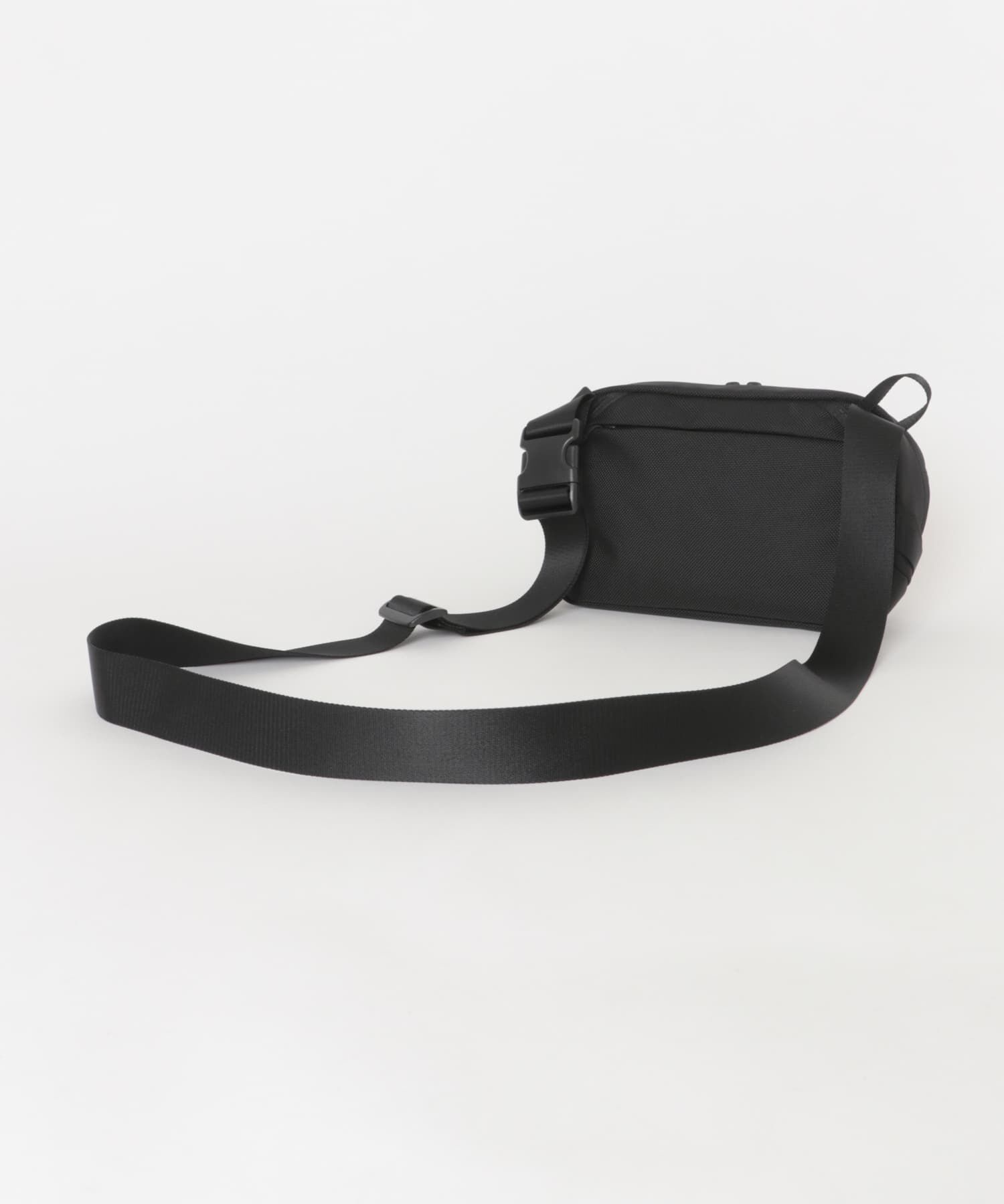 URBAN RESEARCH「AER　DAY SLING 4」|ショルダー・メッセンジャー|