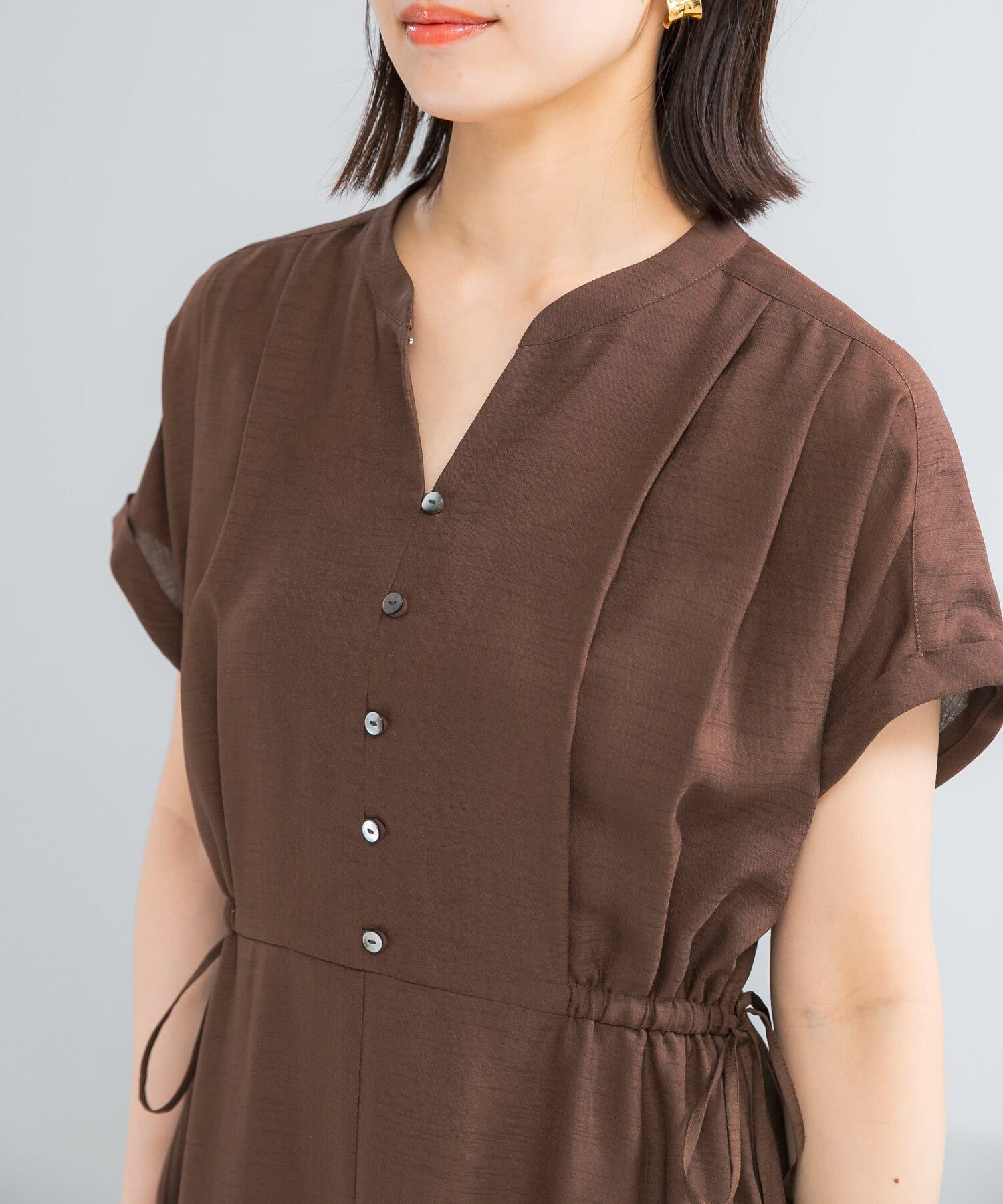 URBAN RESEARCH ROSSO「ウォッシャブルセミシアー2WAYネックワンピース」|ワンピース|