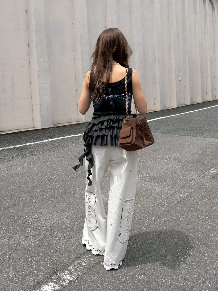 LILY BROWN「[L.B CANDY STOCK]カットワークビジューデニムパンツ」|デニム|