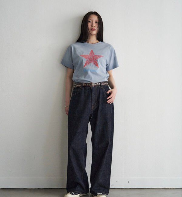  「【UNISEX】SourcreamラインストーンスターグラフィックTEE」|Tシャツ・カットソー|