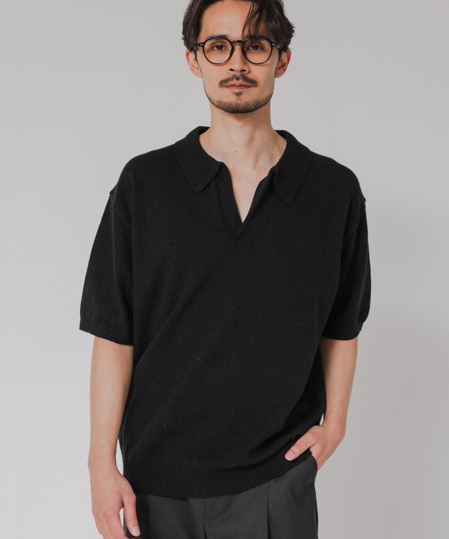 URBAN RESEARCH「SILK NOIL スキッパーポロニット」|ポロシャツ|ブラック