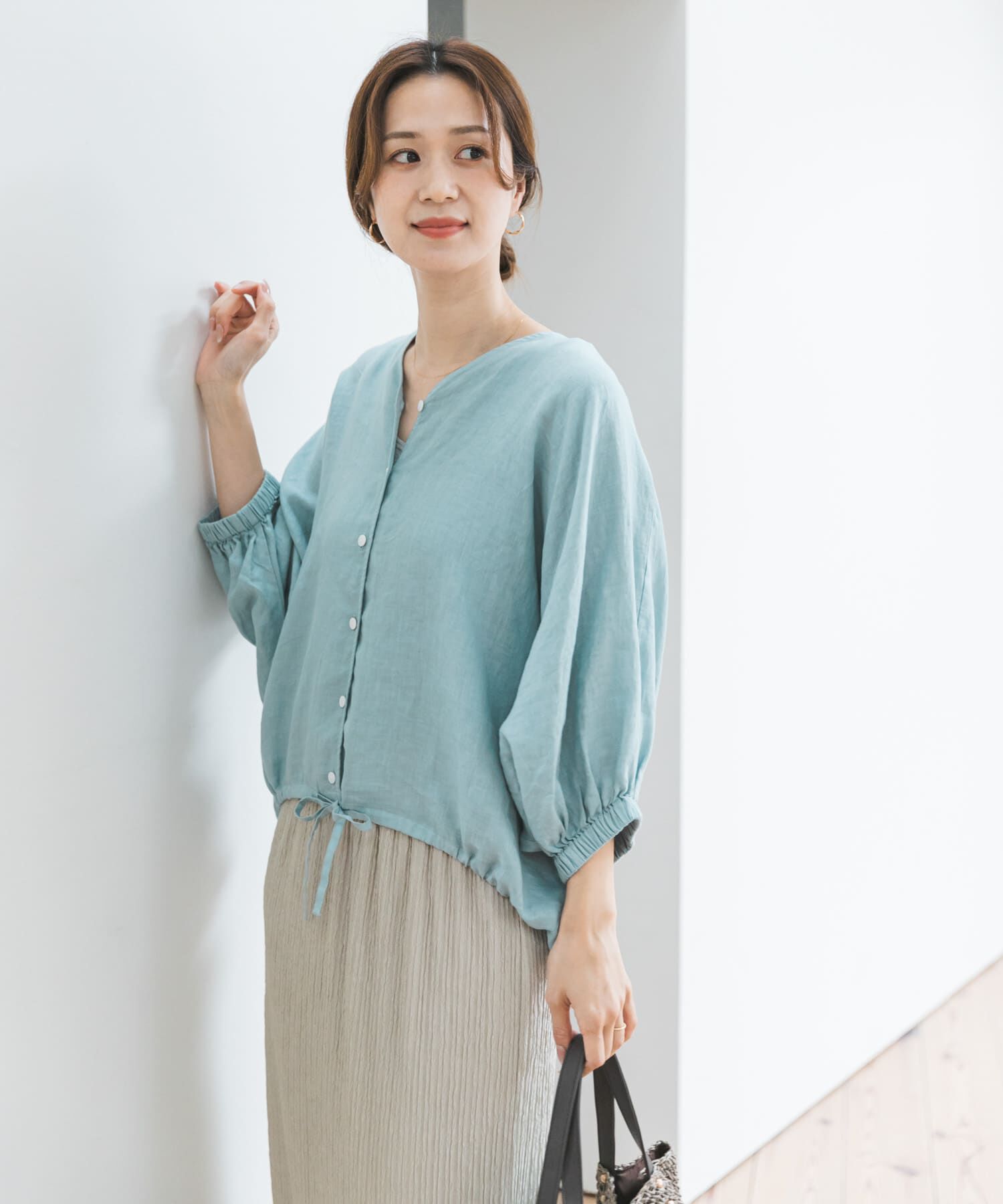 URBAN RESEARCH DOORS「リネンドロストドルマンブラウス」|シャツ・ブラウス|