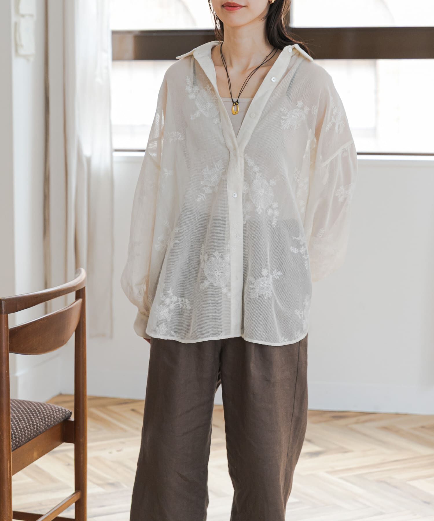 URBAN RESEARCH DOORS「メッシュエンブロイダリーシャツ」|シャツ・ブラウス|
