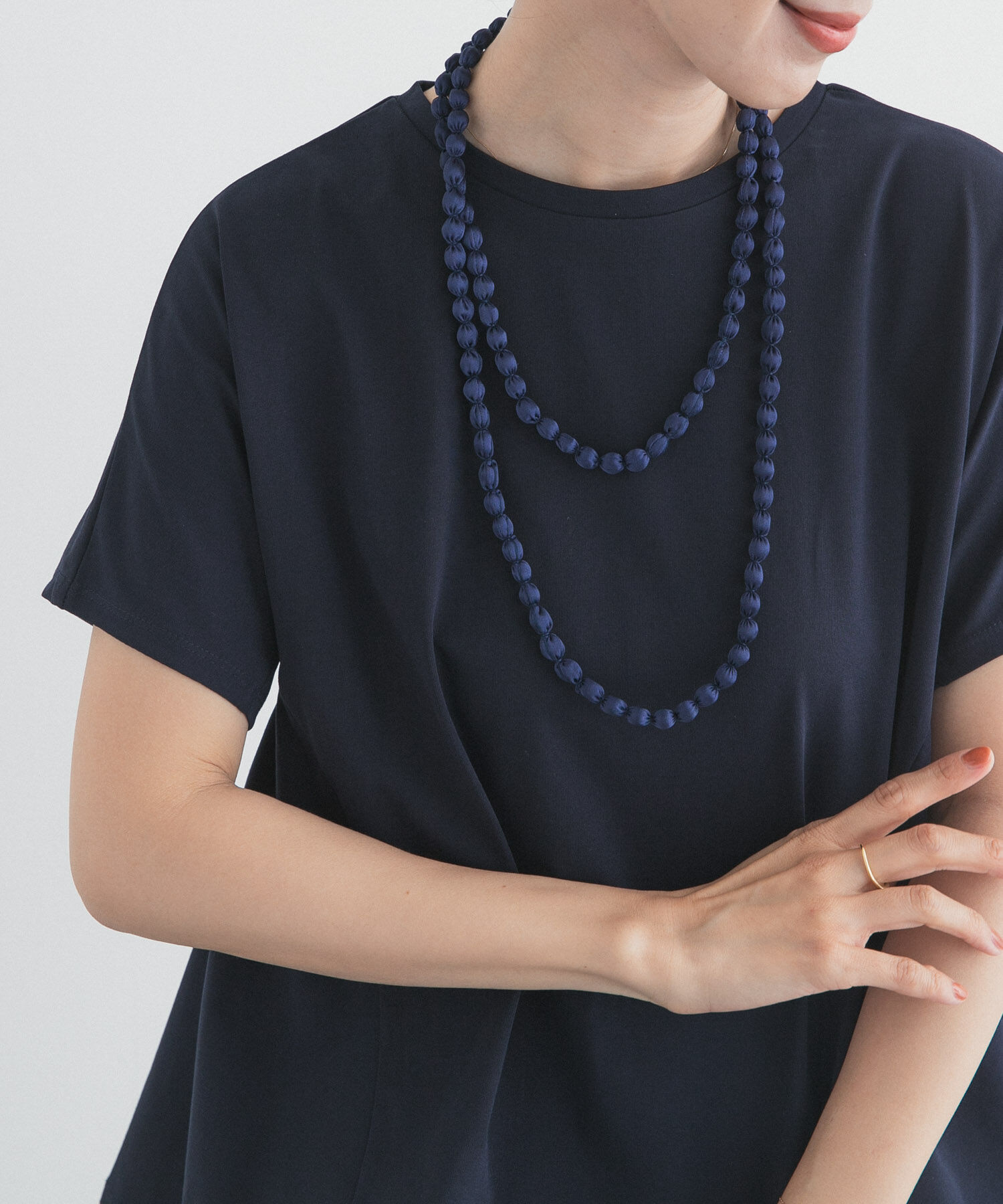 URBAN RESEARCH DOORS「シルクラップネックレス」|ネックレス|ネイビー