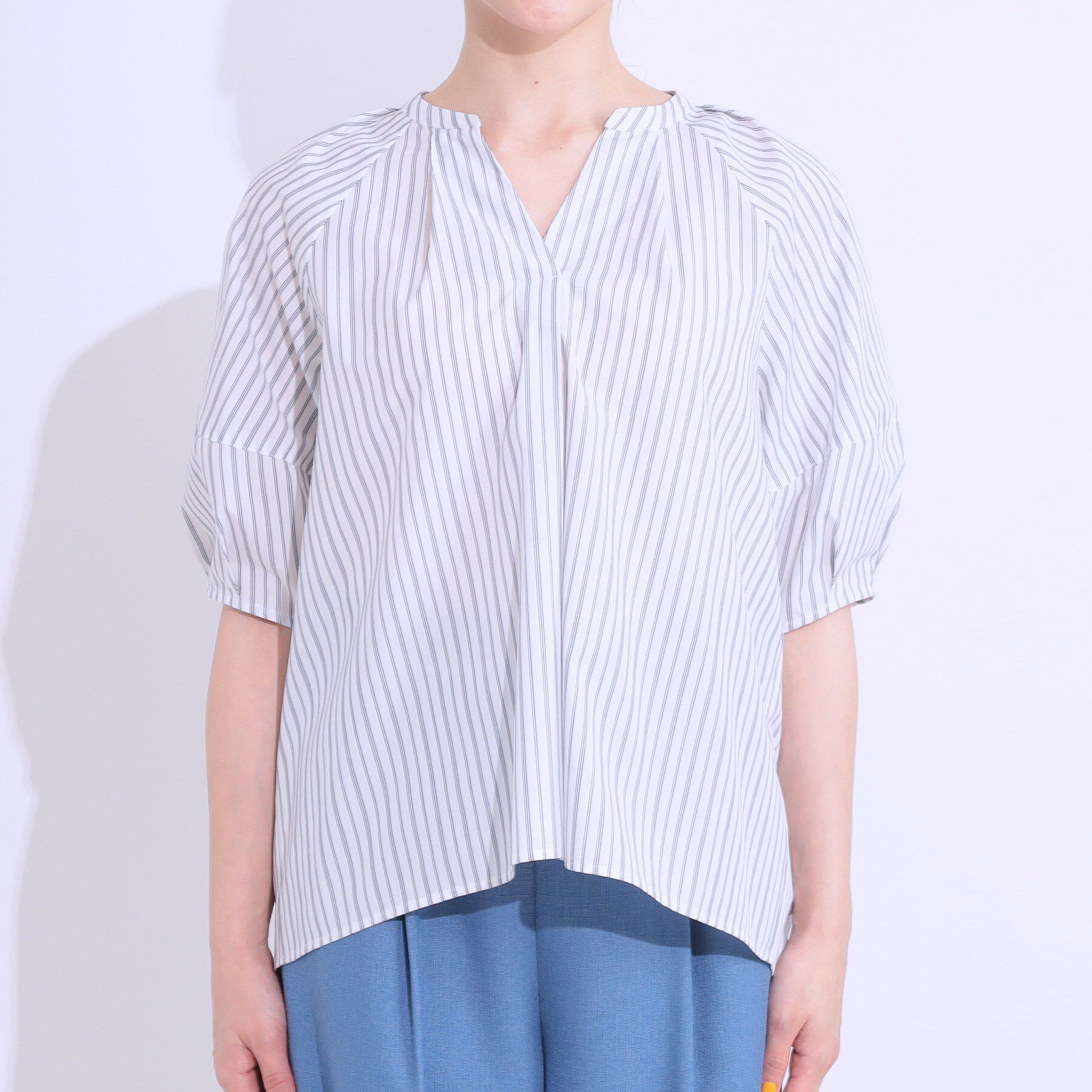 SHOO･LA･RUE「【洗える/S-LL】洗濯後しわになりにくい 5分袖スキッパーブラウス」|シャツ・ブラウス|