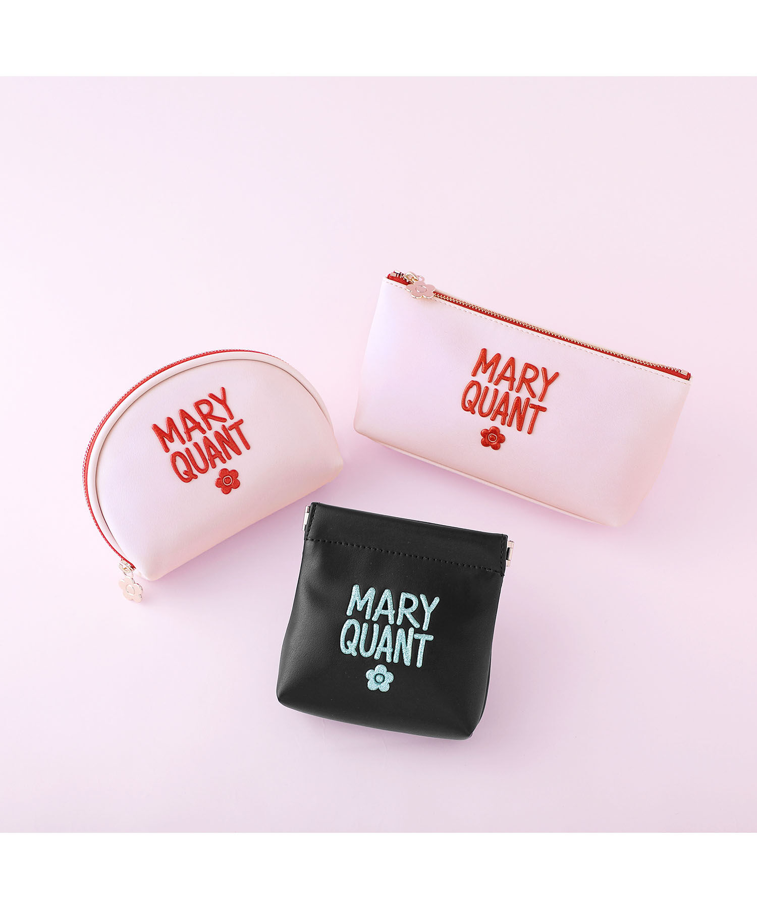 MARY QUANT「グリッターペイントロゴ ラウンドポーチ」|ポーチ|