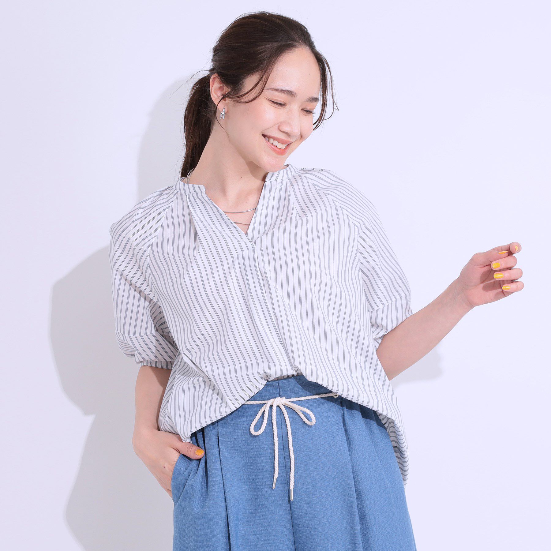 SHOO･LA･RUE「【洗える/S-LL】洗濯後しわになりにくい 5分袖スキッパーブラウス」|シャツ・ブラウス|