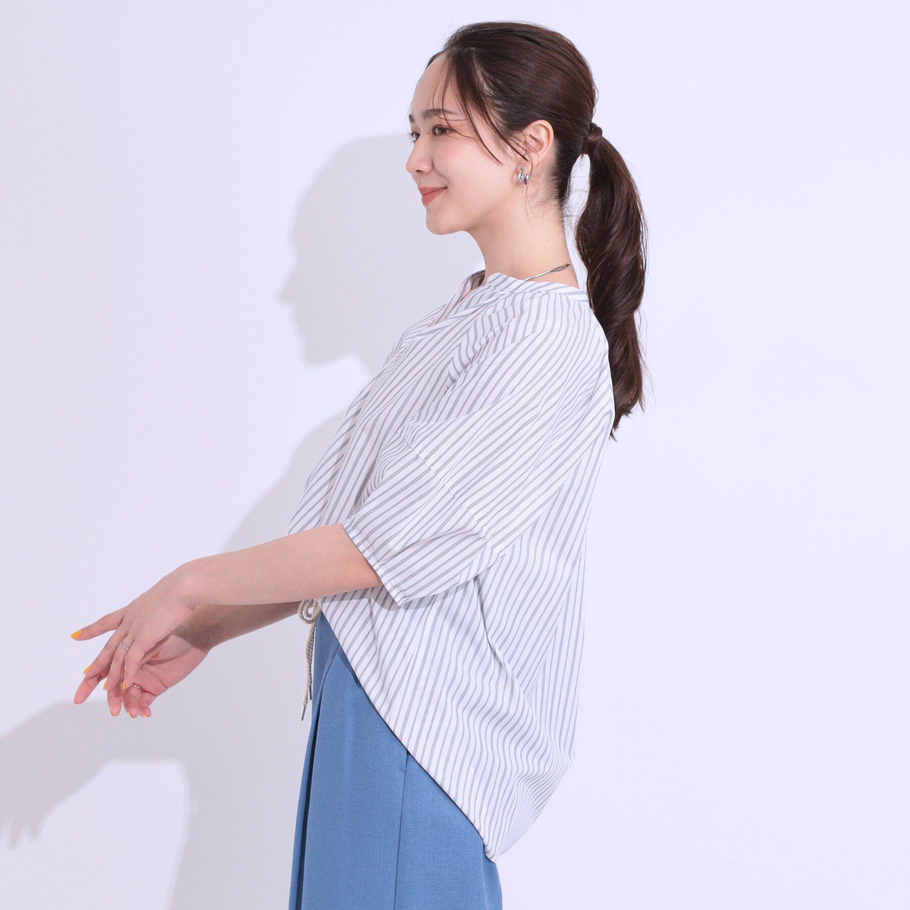 SHOO･LA･RUE「【洗える/S-LL】洗濯後しわになりにくい 5分袖スキッパーブラウス」|シャツ・ブラウス|