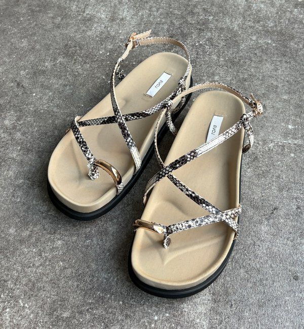  「【WEB限定】GOLDトングフラットクロスサンダル」|その他|