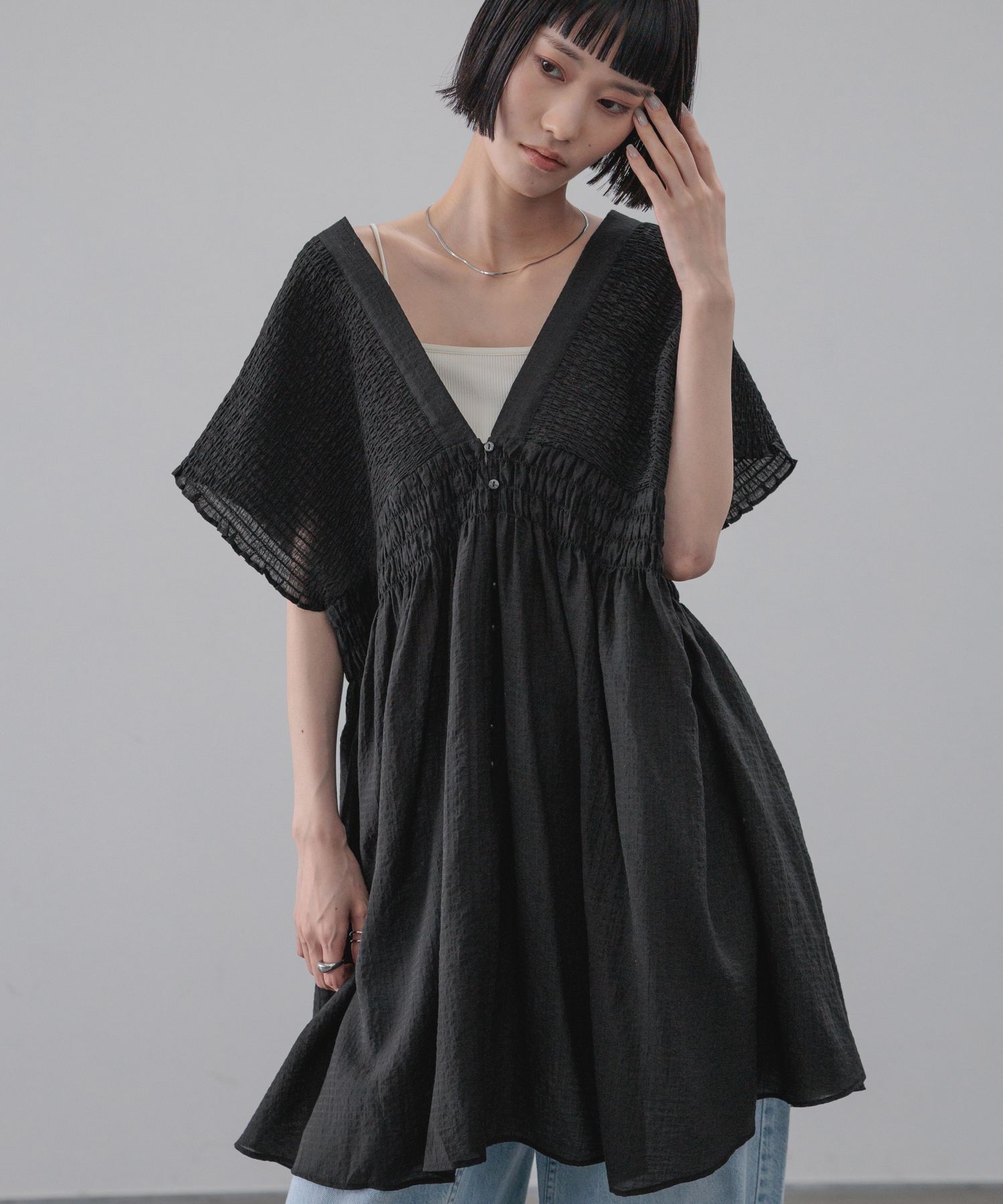 LOWRYS FARM「シャーリングチュニックフレンチスリーブ」|シャツ・ブラウス|BLK