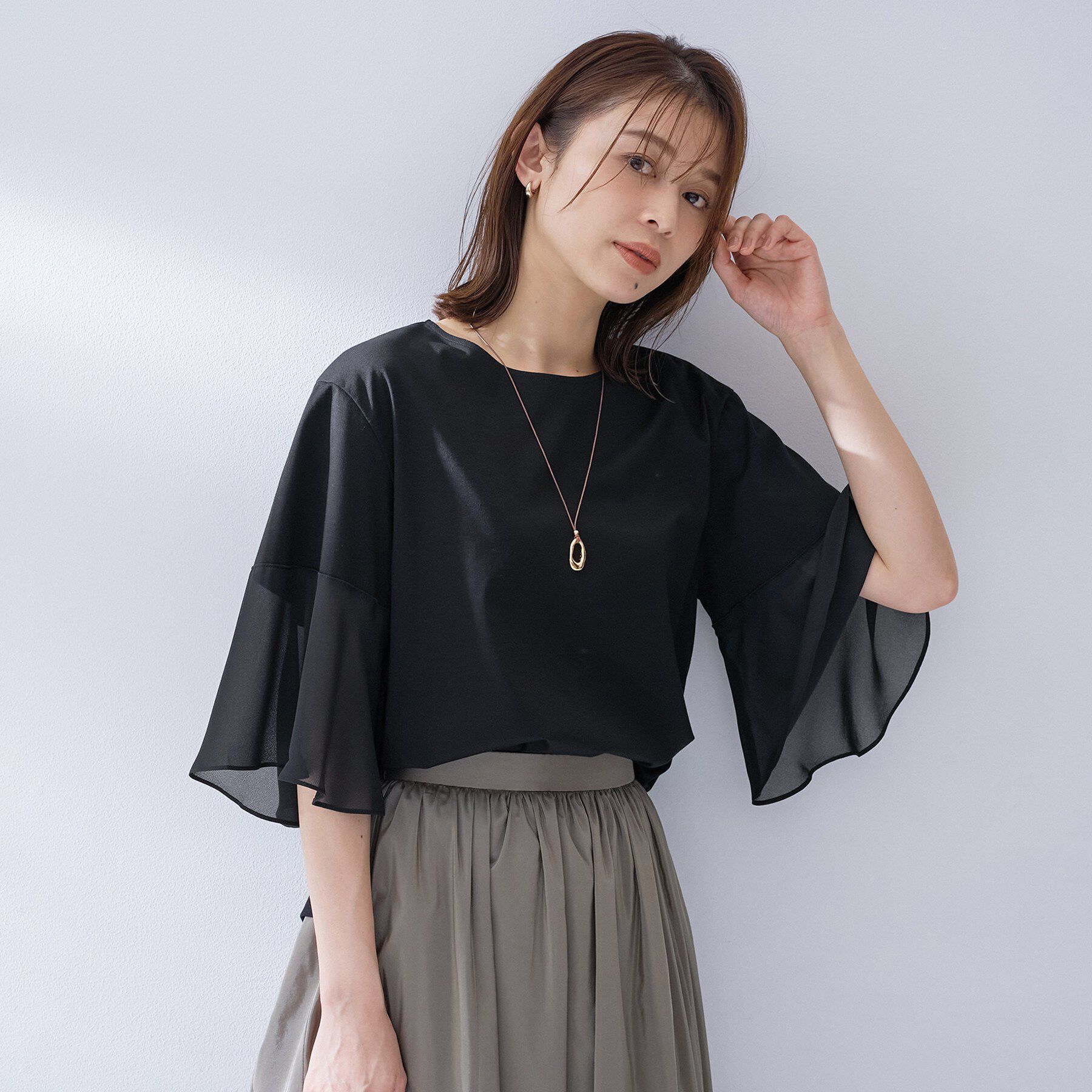 UNTITLED「【洗える／袖シアー／Tシャツ風】袖シアープルオーバー」|Tシャツ・カットソー|