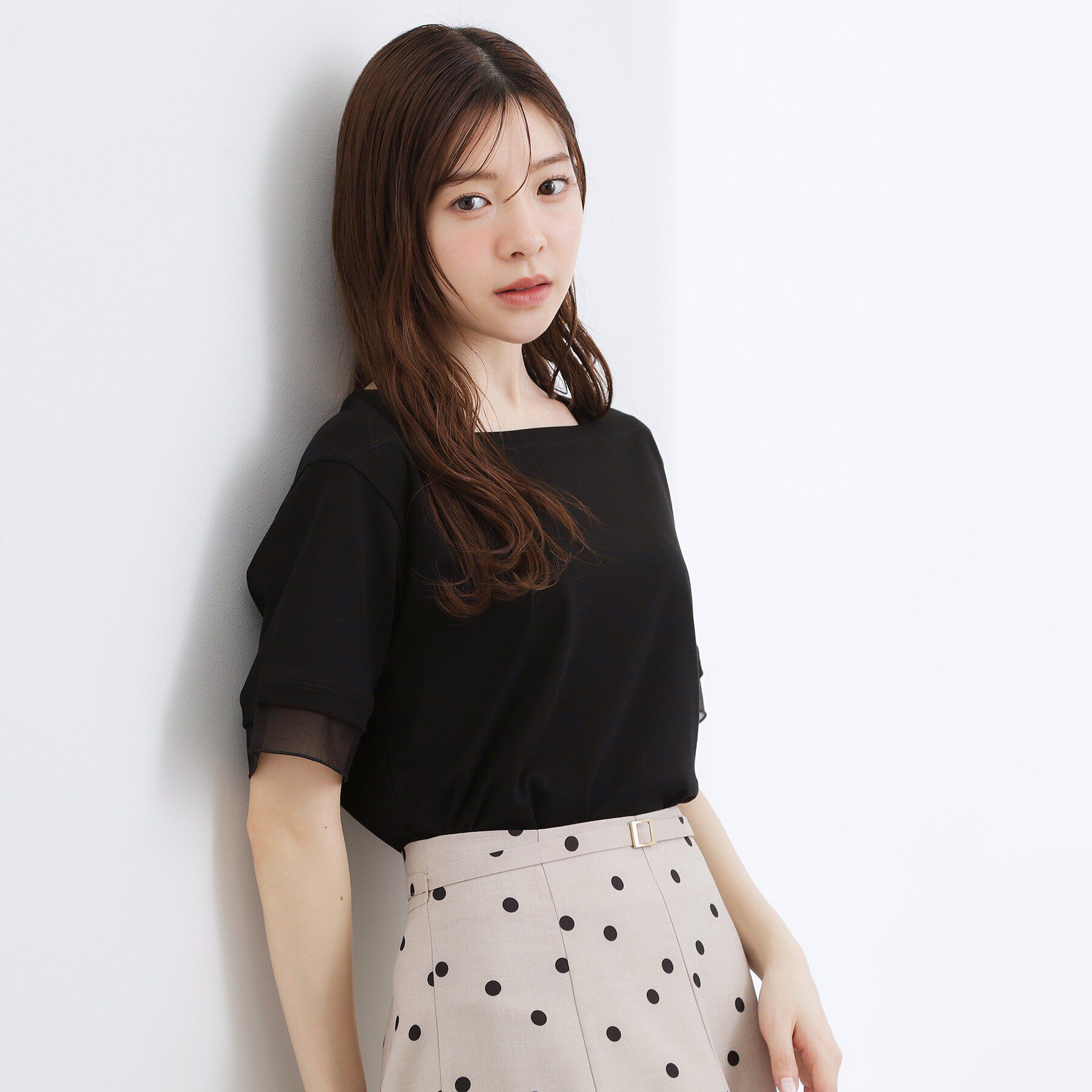 grove「【二の腕カバー/UVカット・ひんやり】袖口シアースクエアネックTシャツ」|Tシャツ・カットソー|ブラック(019)