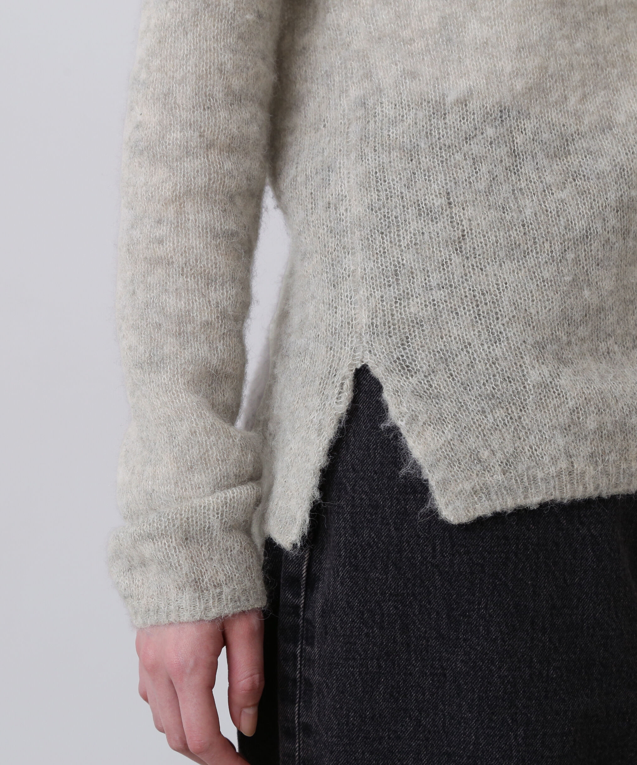 YLEVE 「YLEVE / FAIRY ALPACA KNIT HENLY NECK」|ニット・セーター|