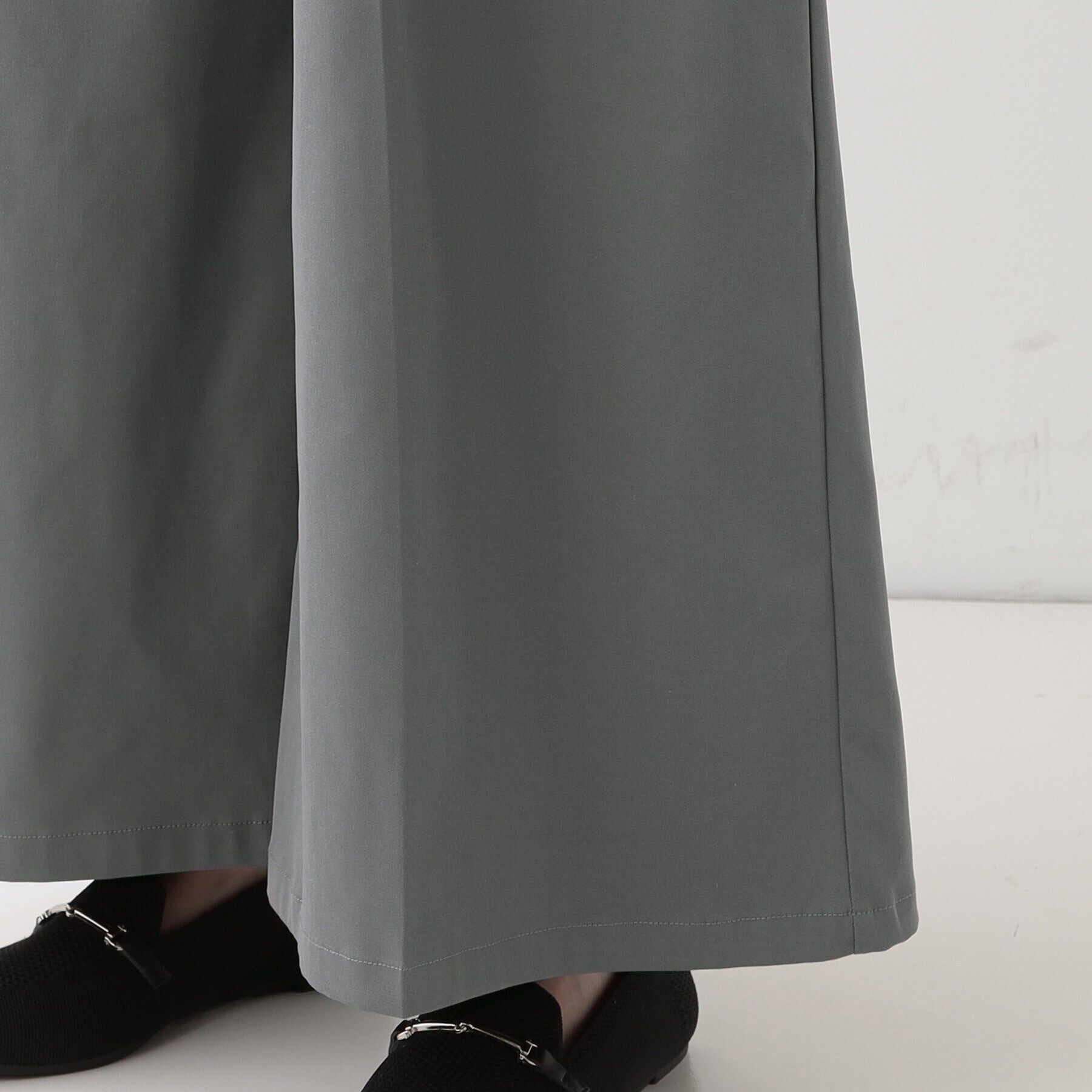SHOO･LA･RUE「ゆるシルエットで大人見せ タック入りオールインワン」|オールインワン|