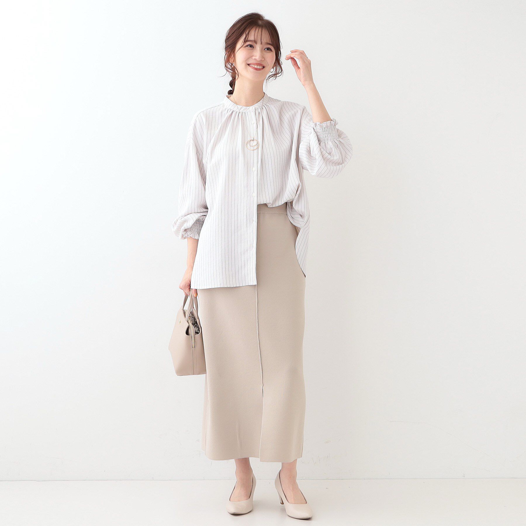 SHOO･LA･RUE「【洗える/UV/吸水速乾/アンチピリング/S-LL】バンドカラーギャザーシャツ」|シャツ・ブラウス|