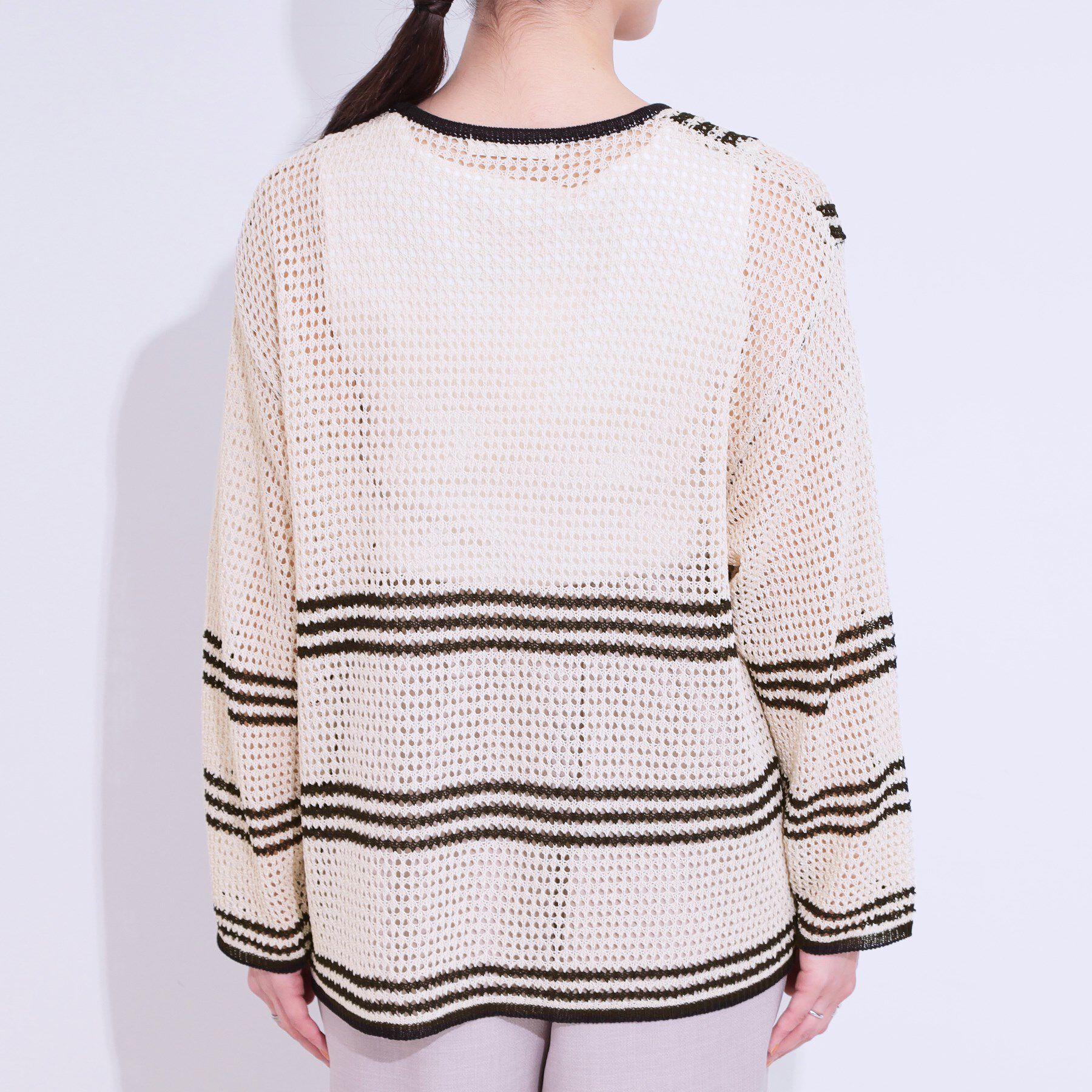 SHOO･LA･RUE「レースのような編み柄が上品 Vネックカーディガン」|カーディガン|