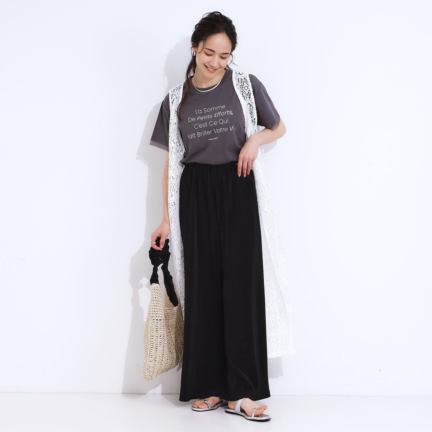 SHOO･LA･RUE「【ひんやり/UVカット】選べる3柄 お袖チュールで差をつける ロゴプリントTシャツ」|Tシャツ・カットソー|
