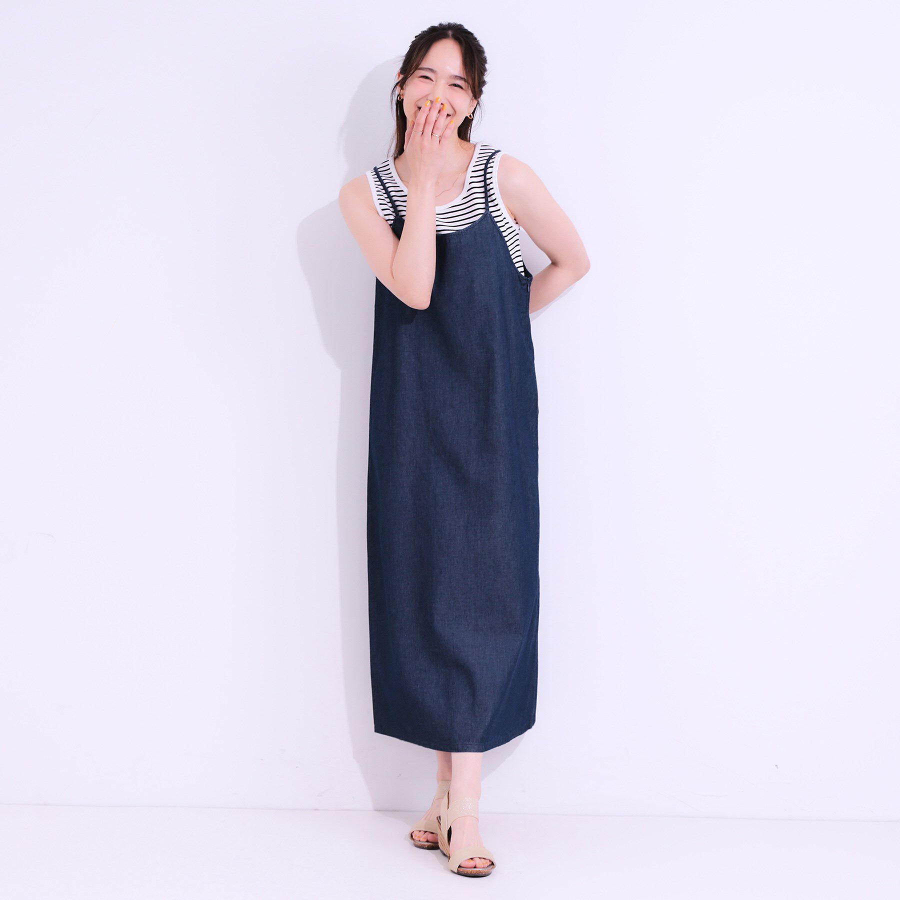 SHOO･LA･RUE「【S-LL】女性らしさ漂う ライトデニム Aラインキャミワンピース」|ワンピース|