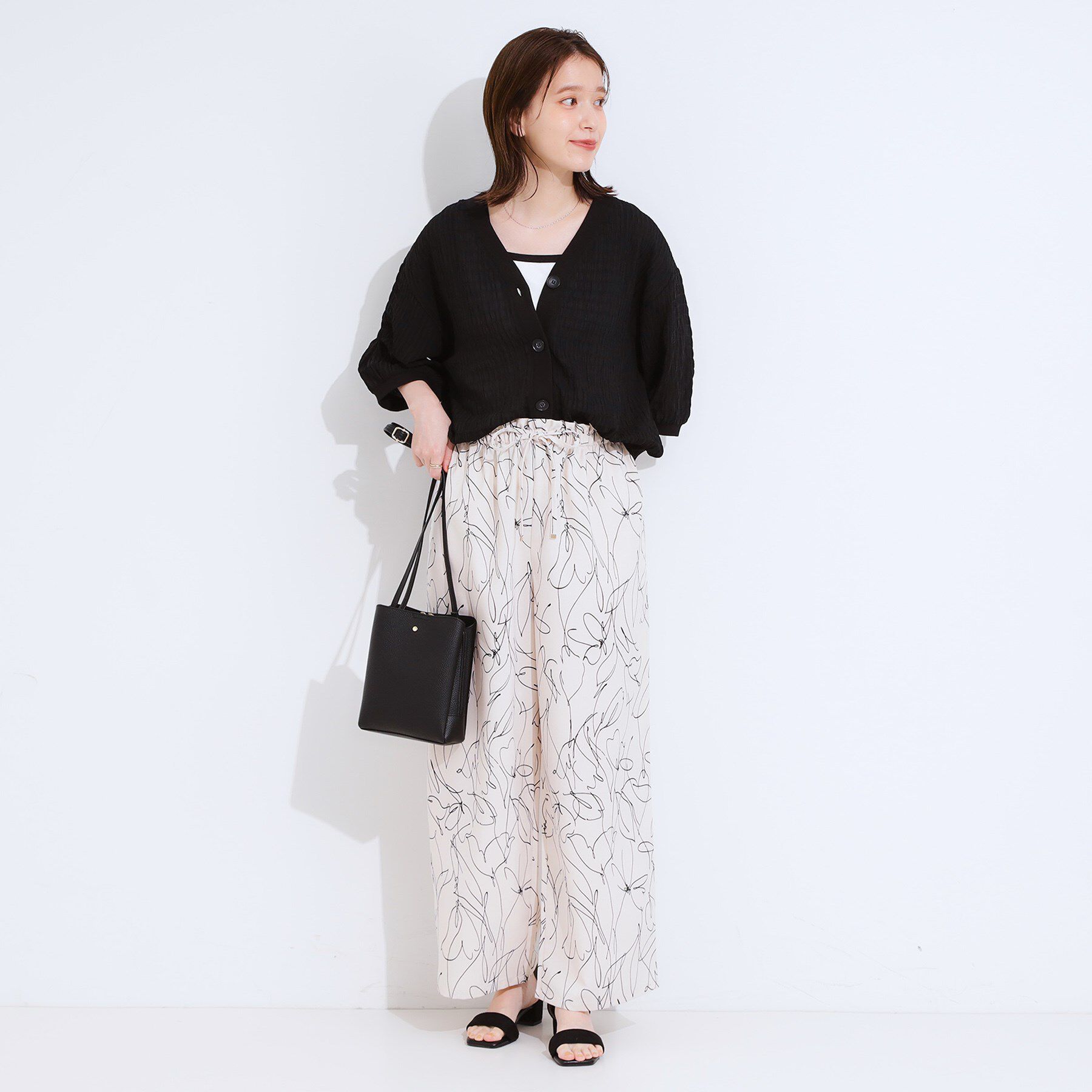 SHOO･LA･RUE「【S-LL】ふわっとしたフォルムが魅力 Vネックカーディガン」|カーディガン|