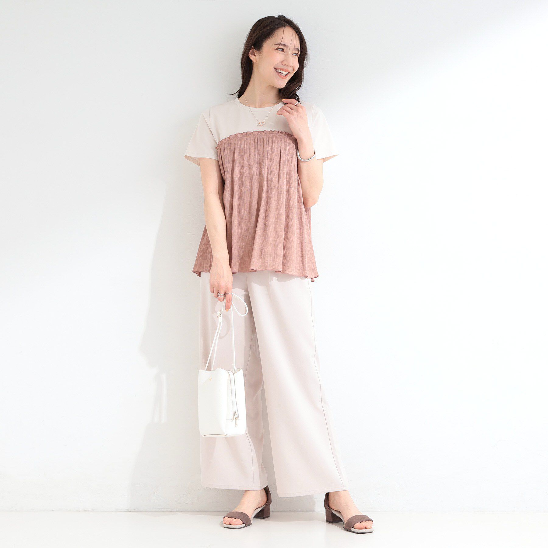 SHOO･LA･RUE「【軽量】見た目よりもたっぷり入る ふわっと軽い3層ショルダー」|ショルダー・メッセンジャー|