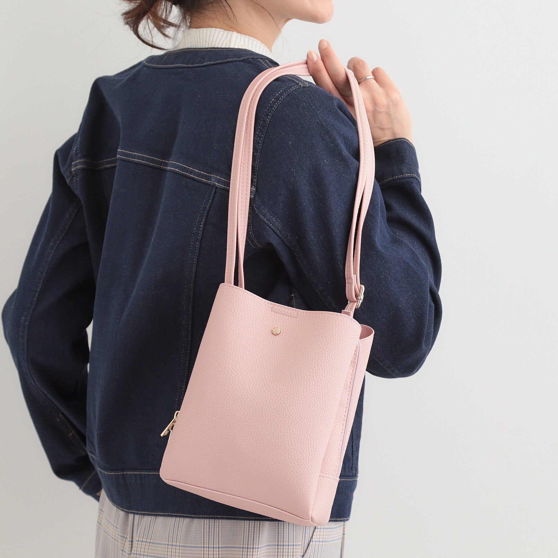 SHOO･LA･RUE「【軽量】見た目よりもたっぷり入る ふわっと軽い3層ショルダー」|ショルダー・メッセンジャー|
